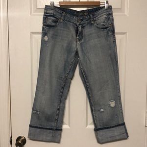 American Eagle capris with holes